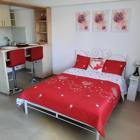 דירות יאשי Studio Adela מראה חיצוני תמונה